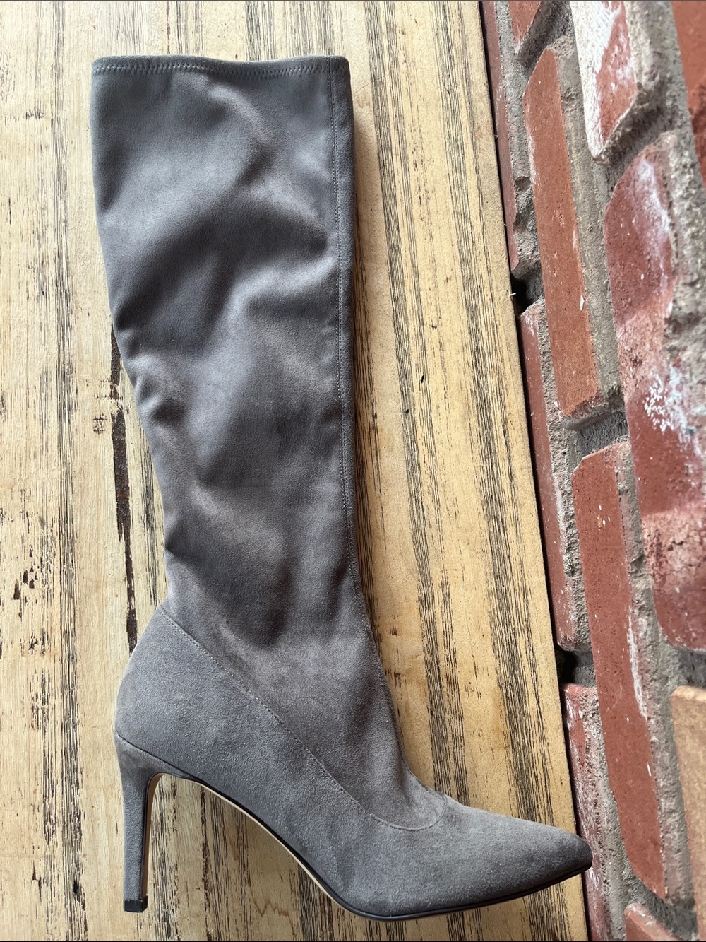 Women's Knee Gray Suede Stiletto Boot from Nine West